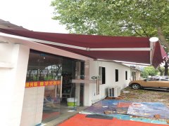 冬天應用伸（shēn）縮雨棚時什麽常見問題？